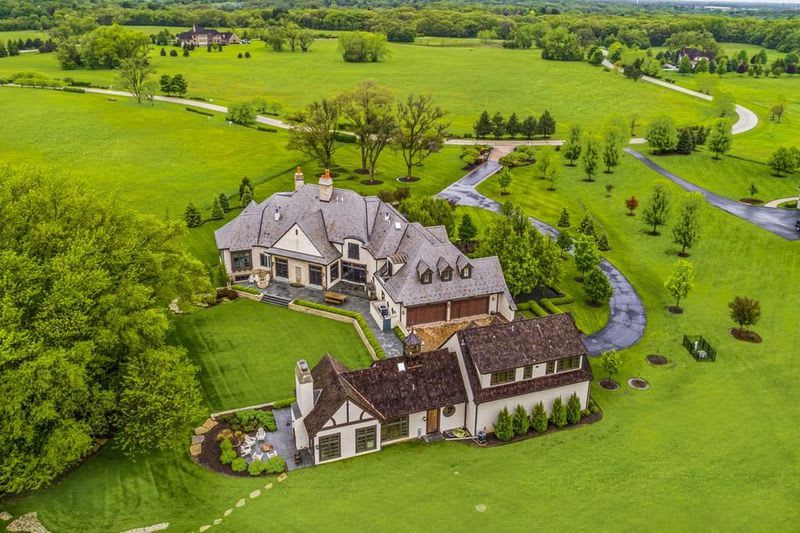 Barrington Hills mansion with 11 garage spaces, walk-in humidor sells for $2.2 million