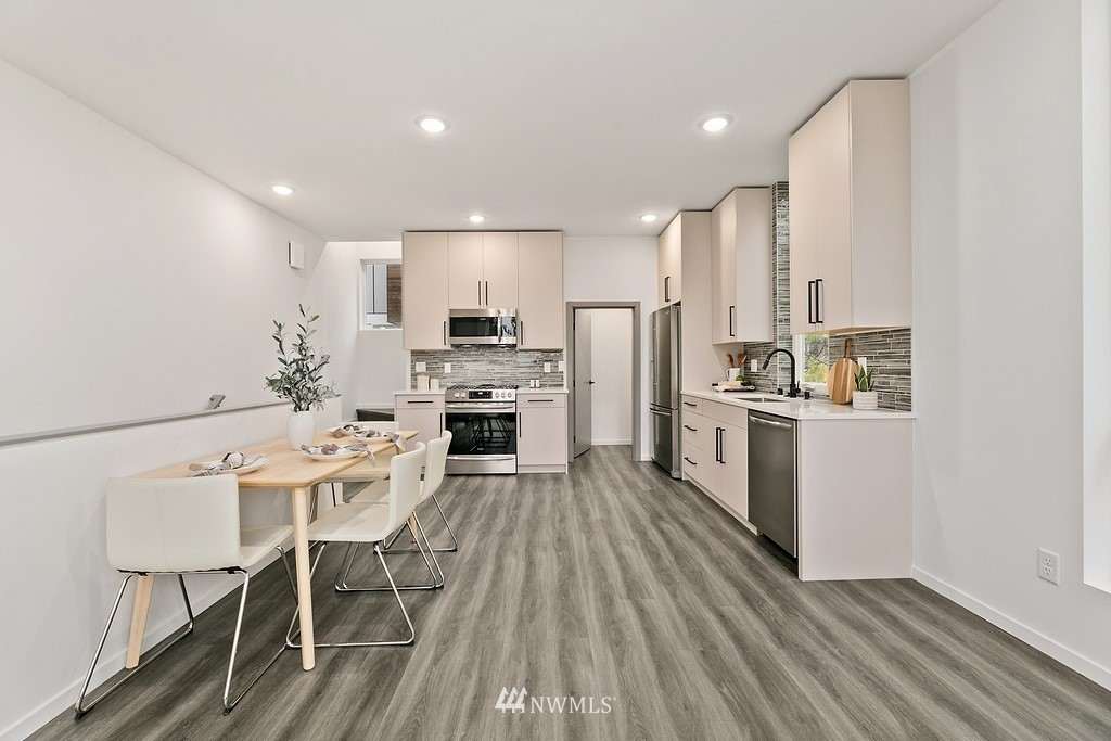 8012 16th Ave NW Unit #A, Seattle, WA 98117