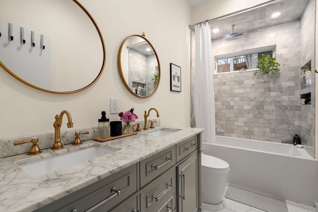 182 Elm St, Unit 1