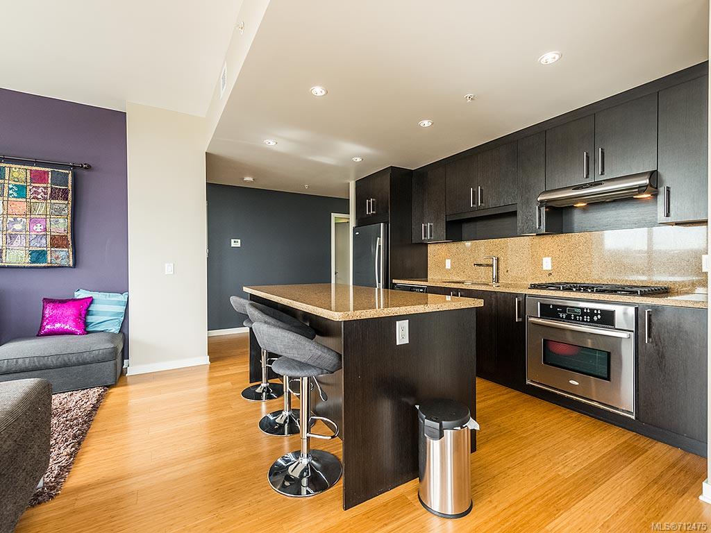 501-373 Tyee Rd