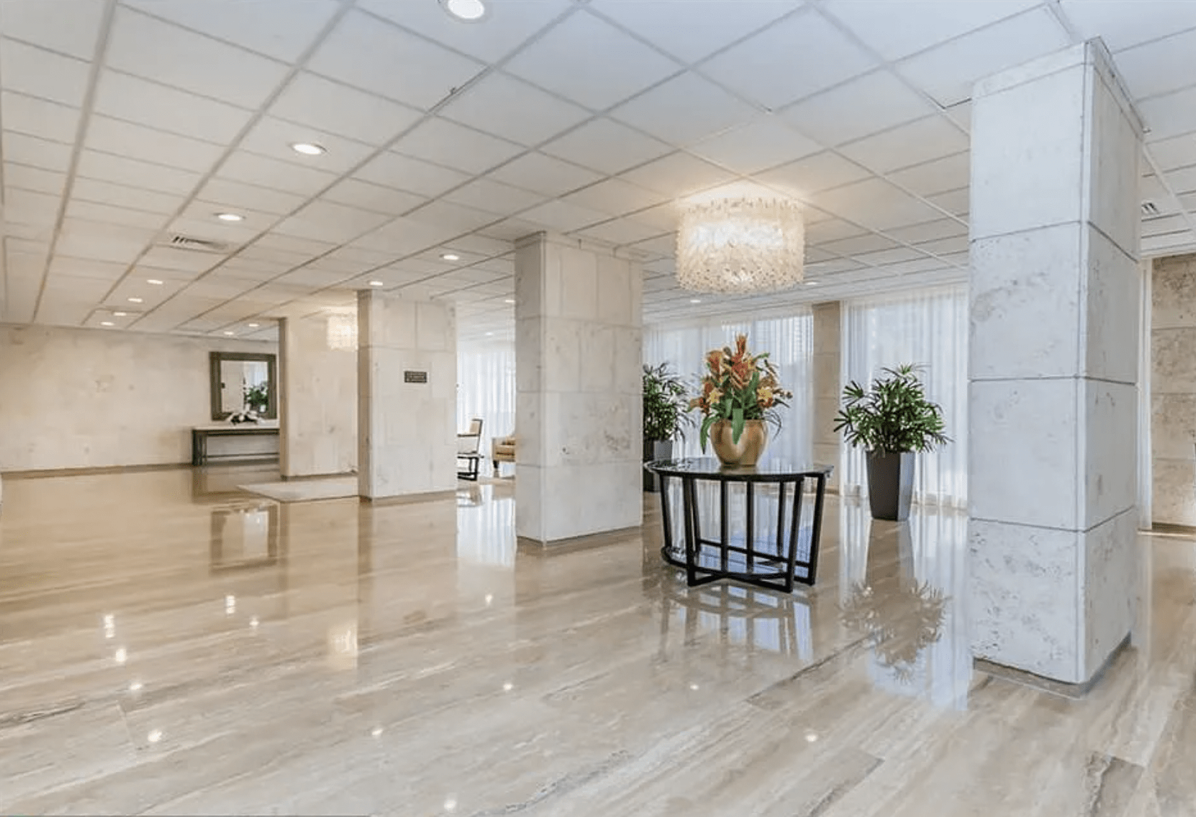 1985 S Ocean Drive Apt 10 E