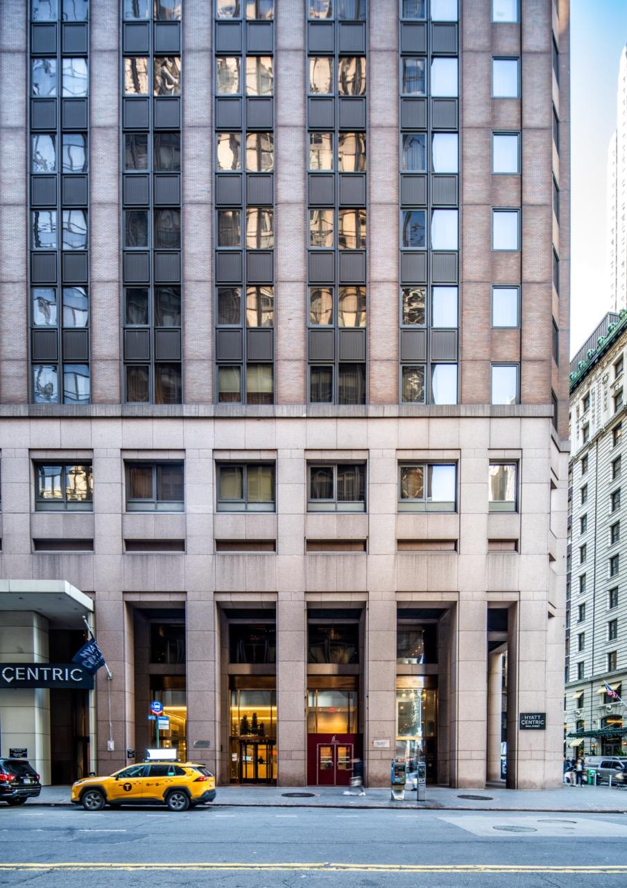 75 Wall Street, Apt 33-A