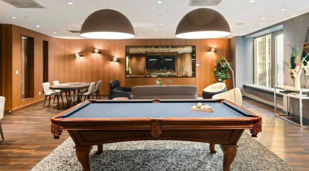 75 Wall Street, Apt 22-R