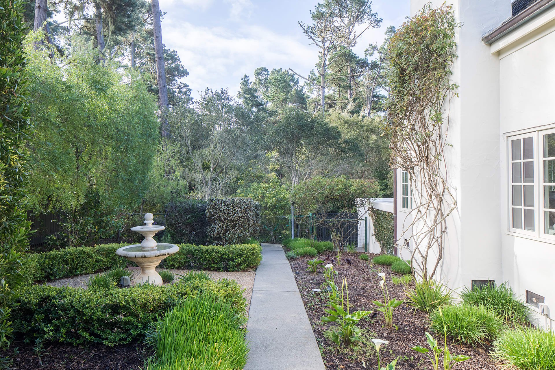 Pebble Beach Living - 1410 Viscaino Road