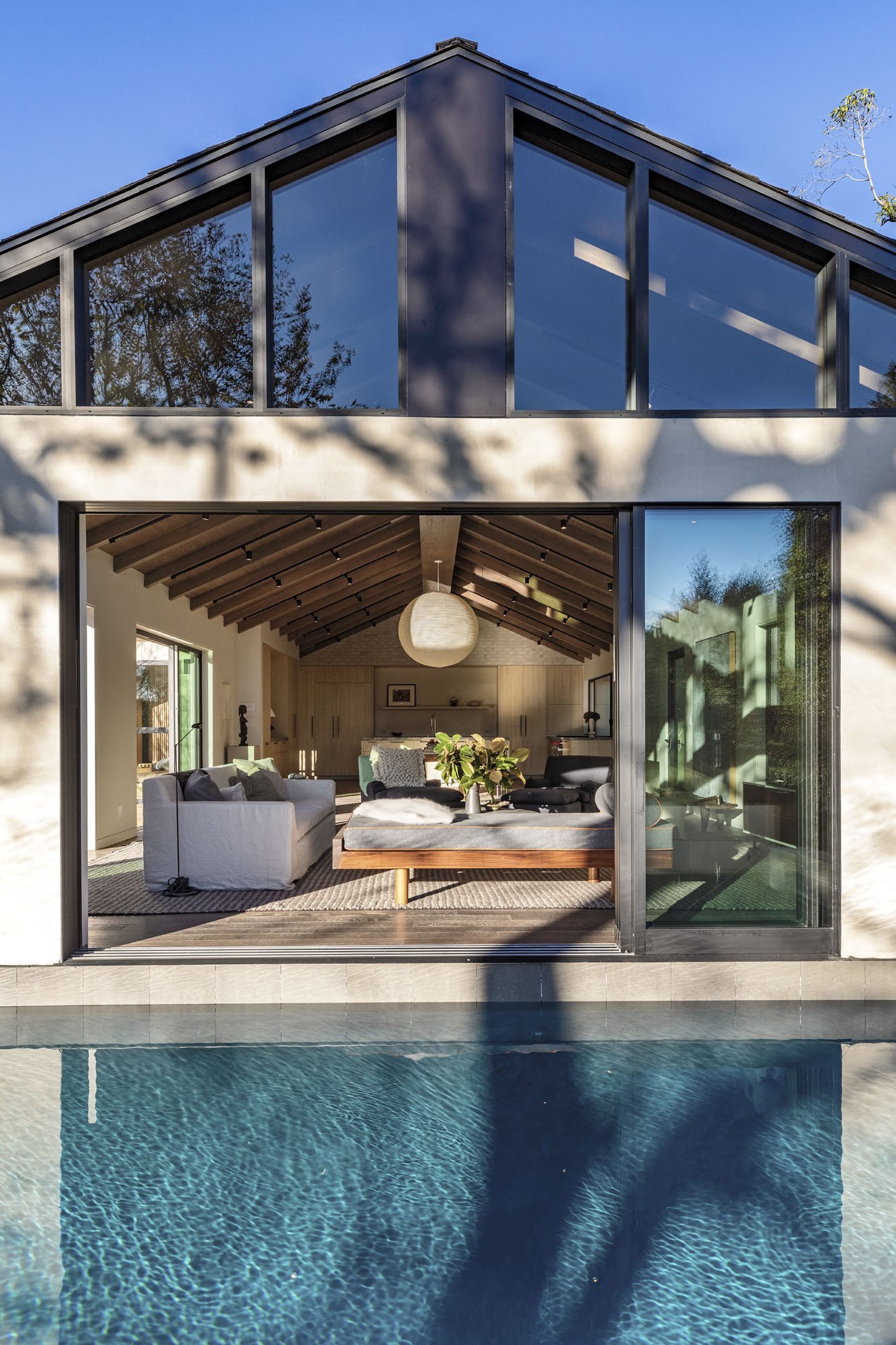 A Stunning Work of Art by Simo Design