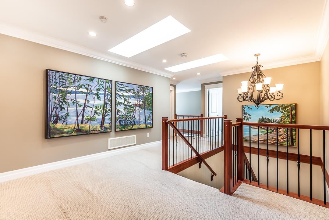 1069 Jay Cres