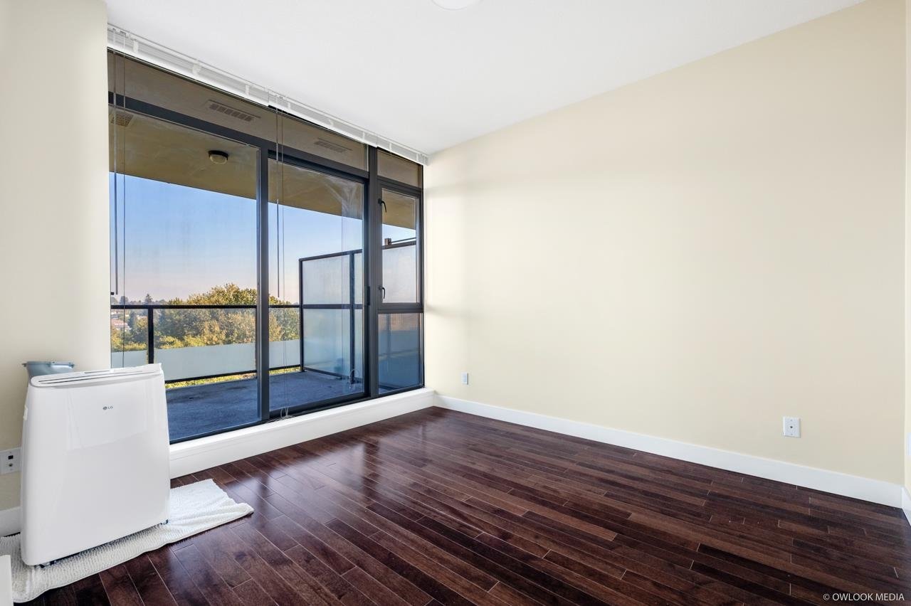 1505-7088 18th Ave