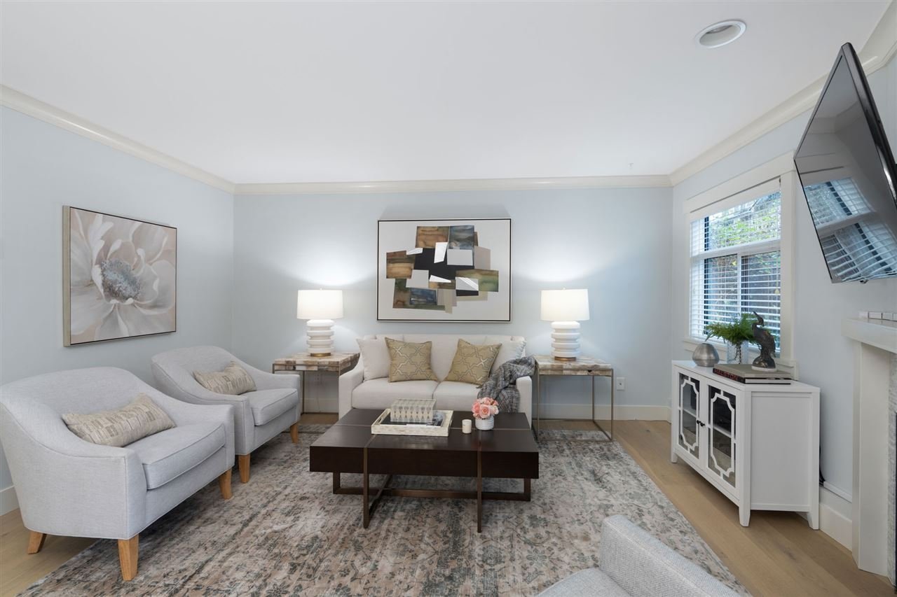 38-889 Tobruck Avenue, North Vancouver
