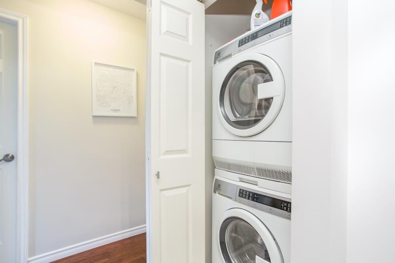 605-1438 W 7th Avenue, Vancouver