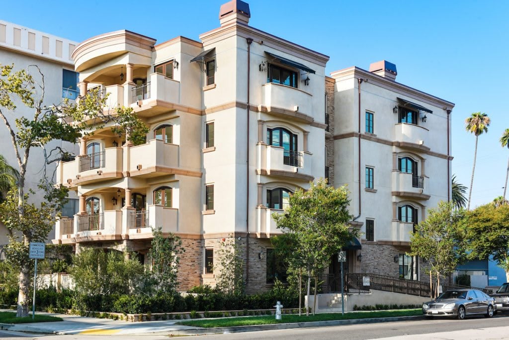 462 S. Maple Drive #2