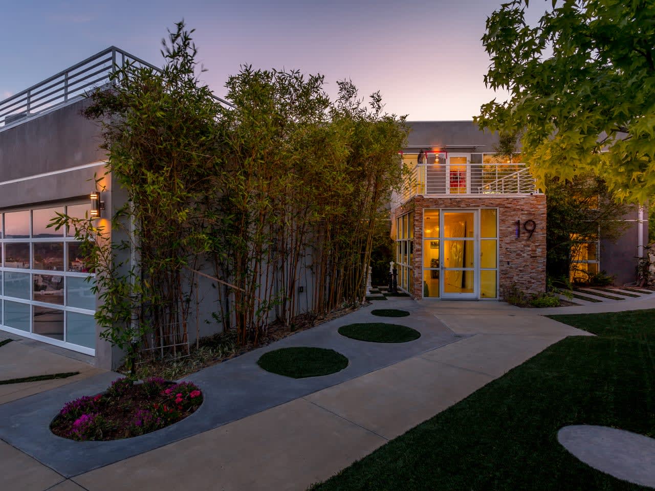 19 Wrangler Ln