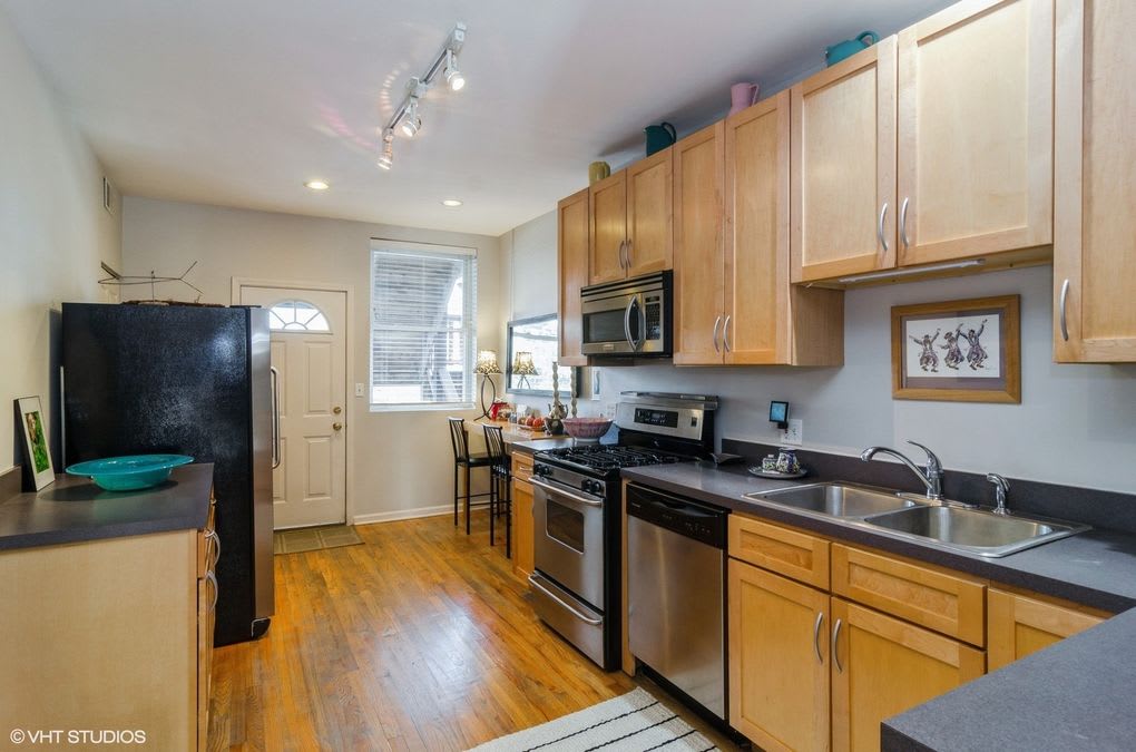 1508 W Jonquil Ter Apt 2W