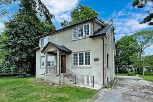 2390 King Rd