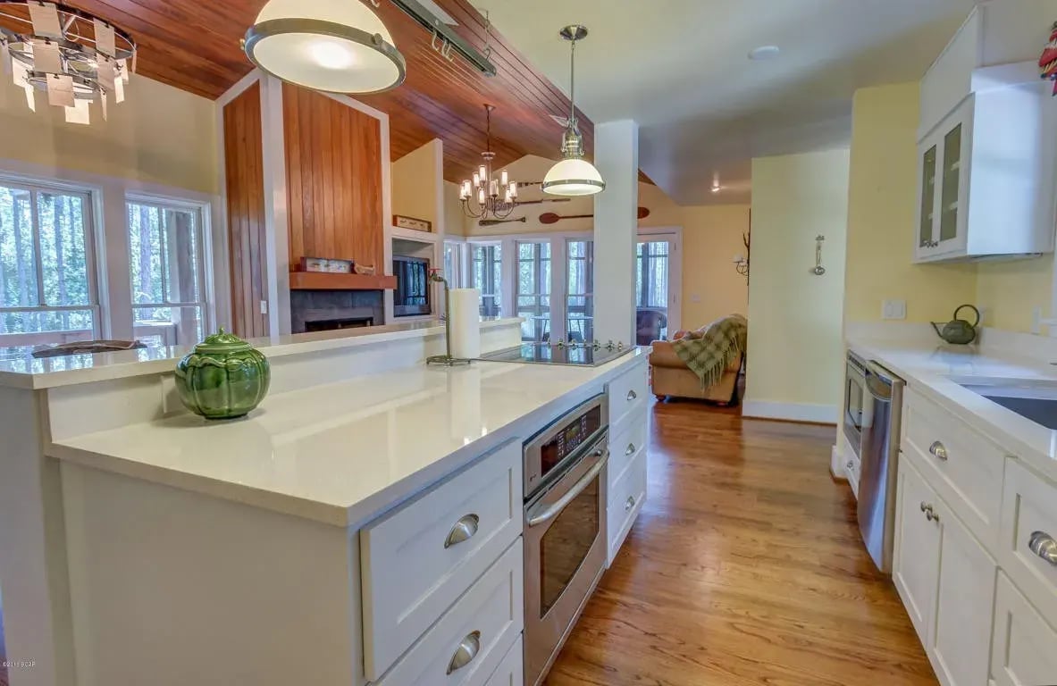6402 RIVER BLUFF Trail