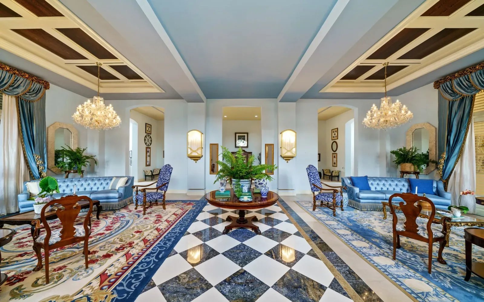 Manchester Villa
