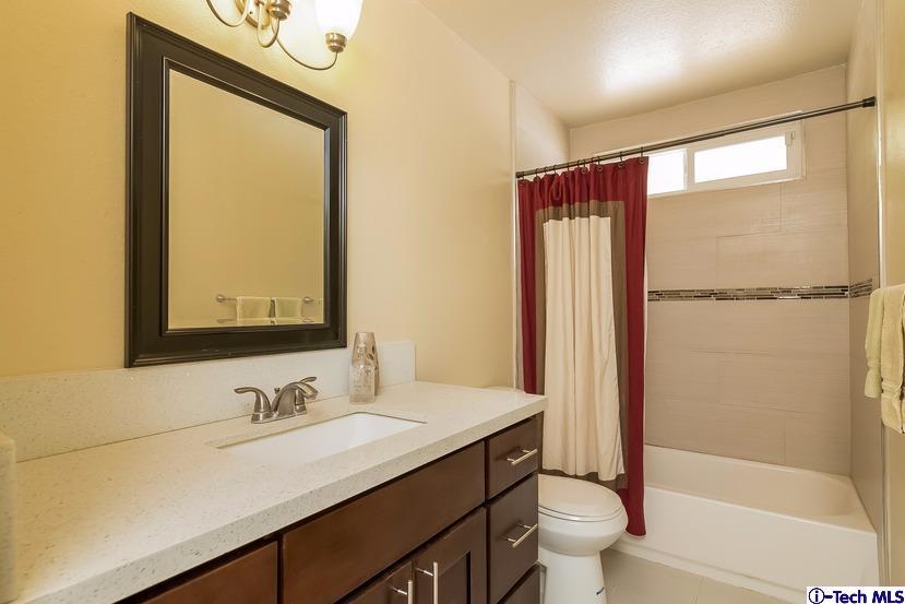 247 Crystal Ln
