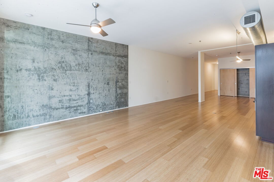1111 S Grand Ave #1205