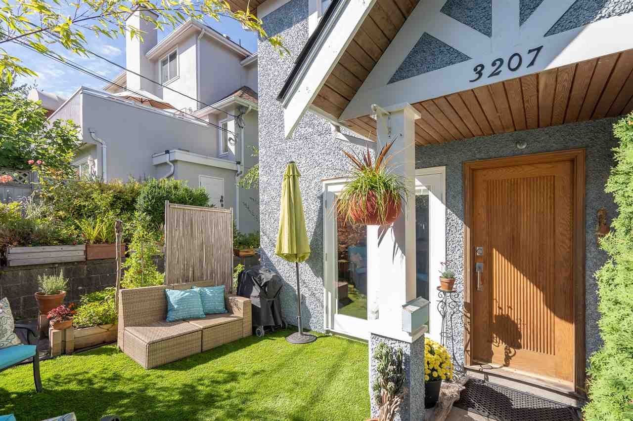 3207 Manitoba Street, Vancouver