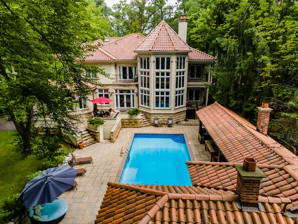 2122 Gordon Dr