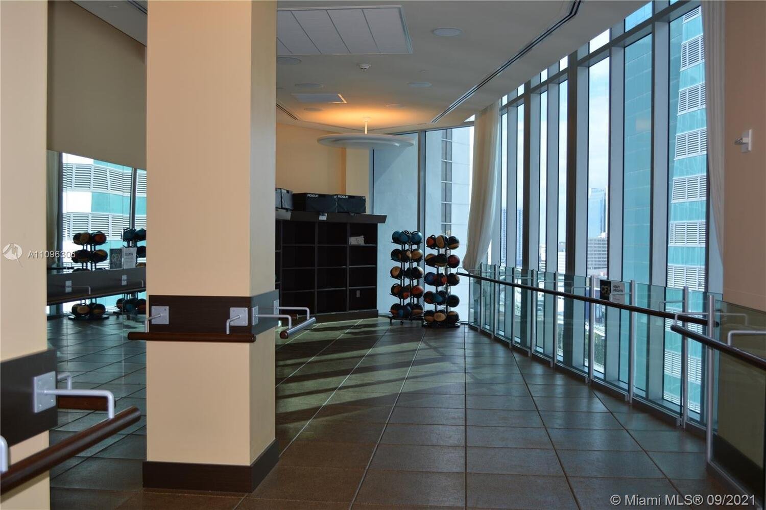 200 Biscayne Blvd Way, #3308  
