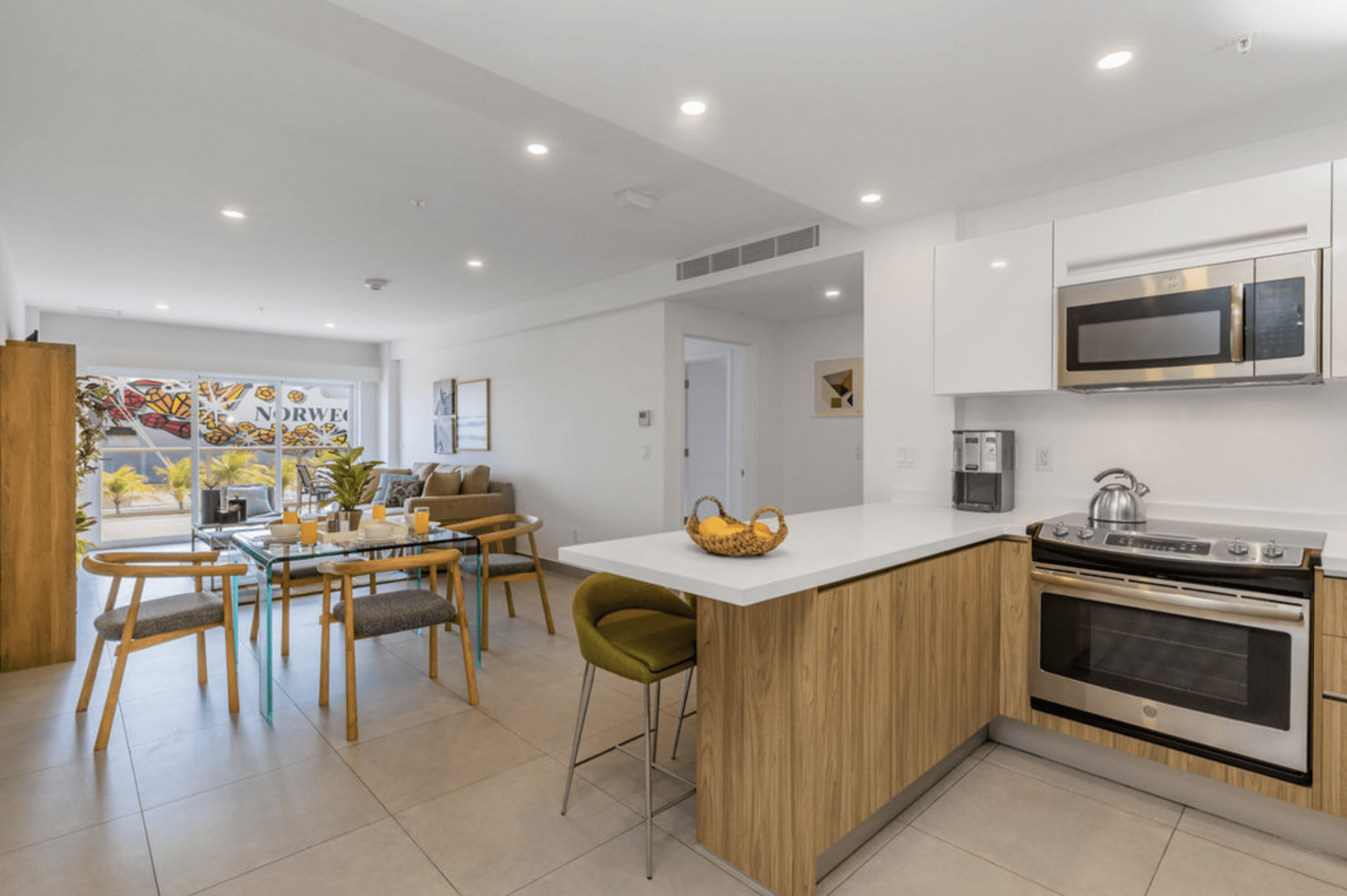 Harbour House 203