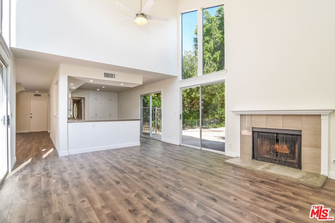 3132 Boxwood Cir