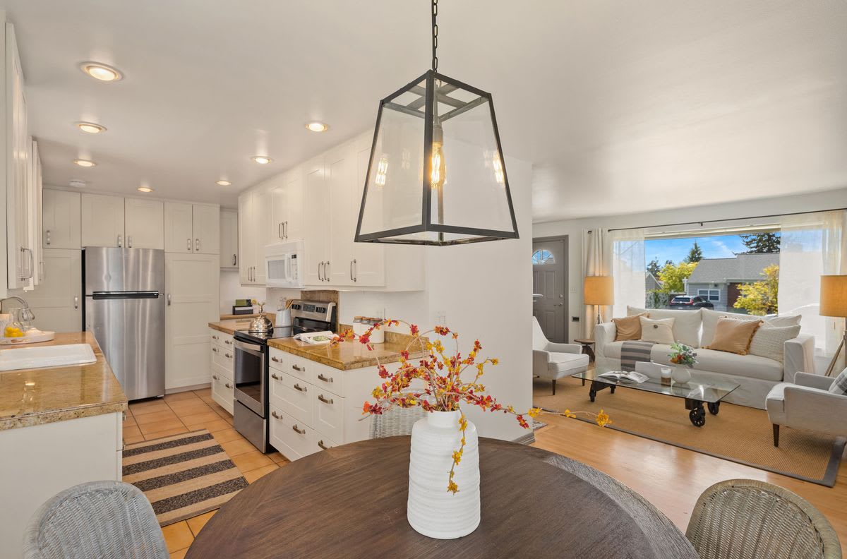 Charming Views in Arbor Heights