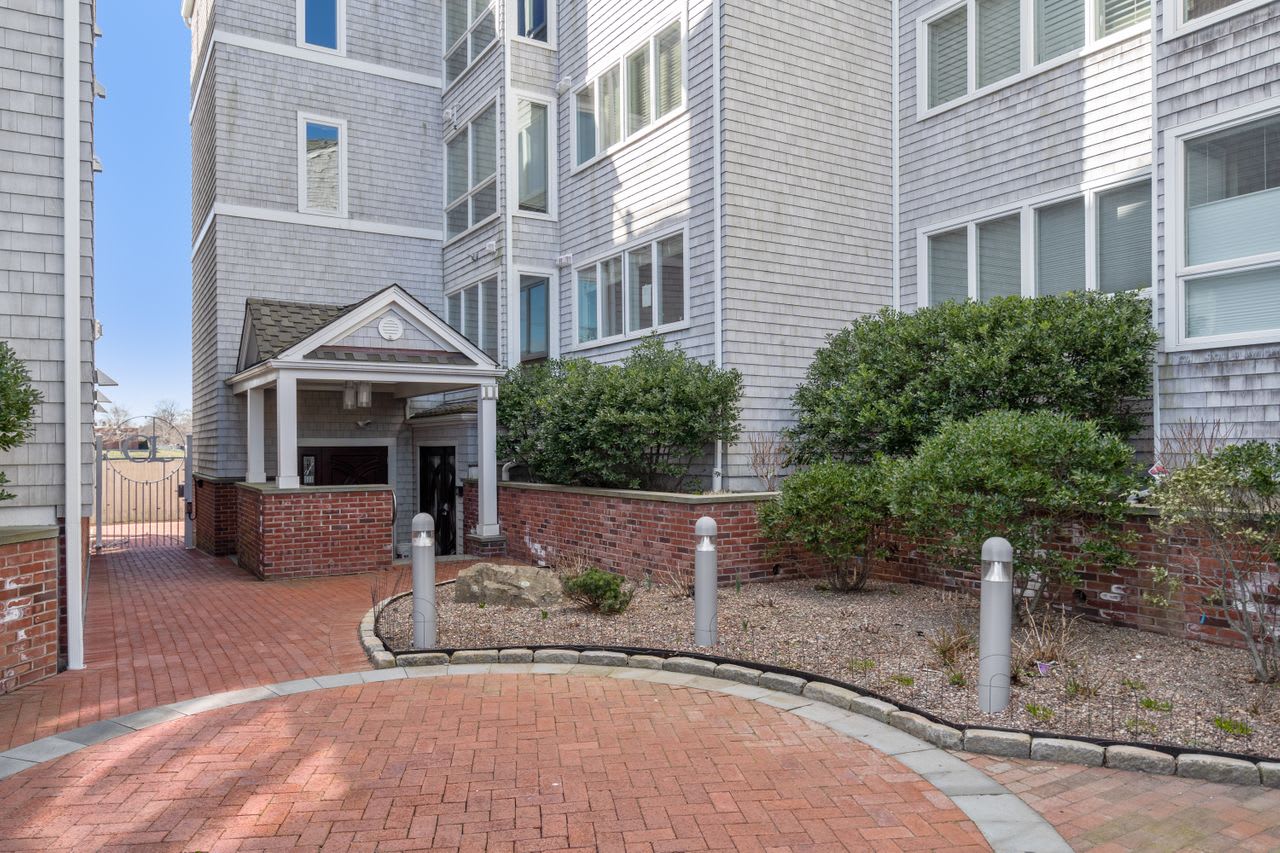 Off-Market 31 Coddington Wharf #21 