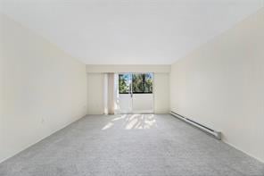 401-1124 Esquimalt Rd
