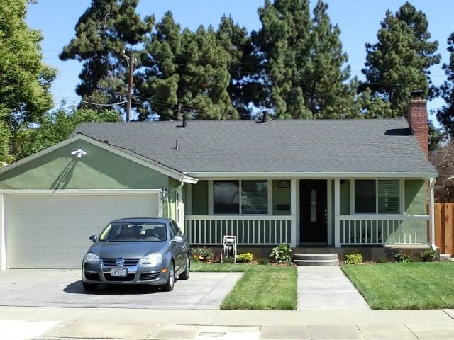 182 Ferrari Ave