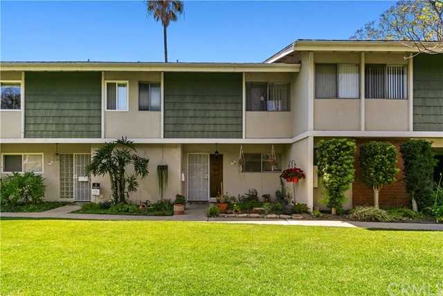 1404 N Tustin Avenue Unit W2