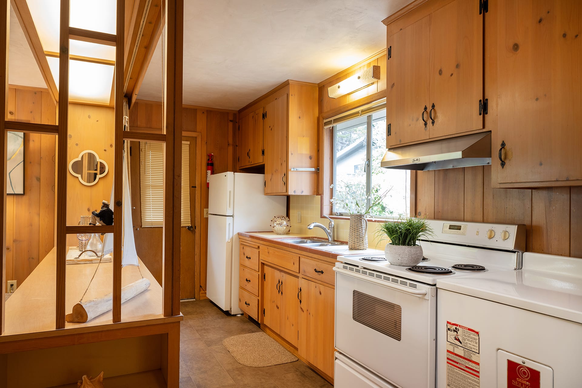 Carmel Cottage Near Mission Ranch - 2755 15th Avenue