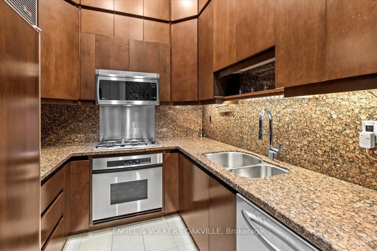 INVESTMENT PENTHOUSE LOFT 