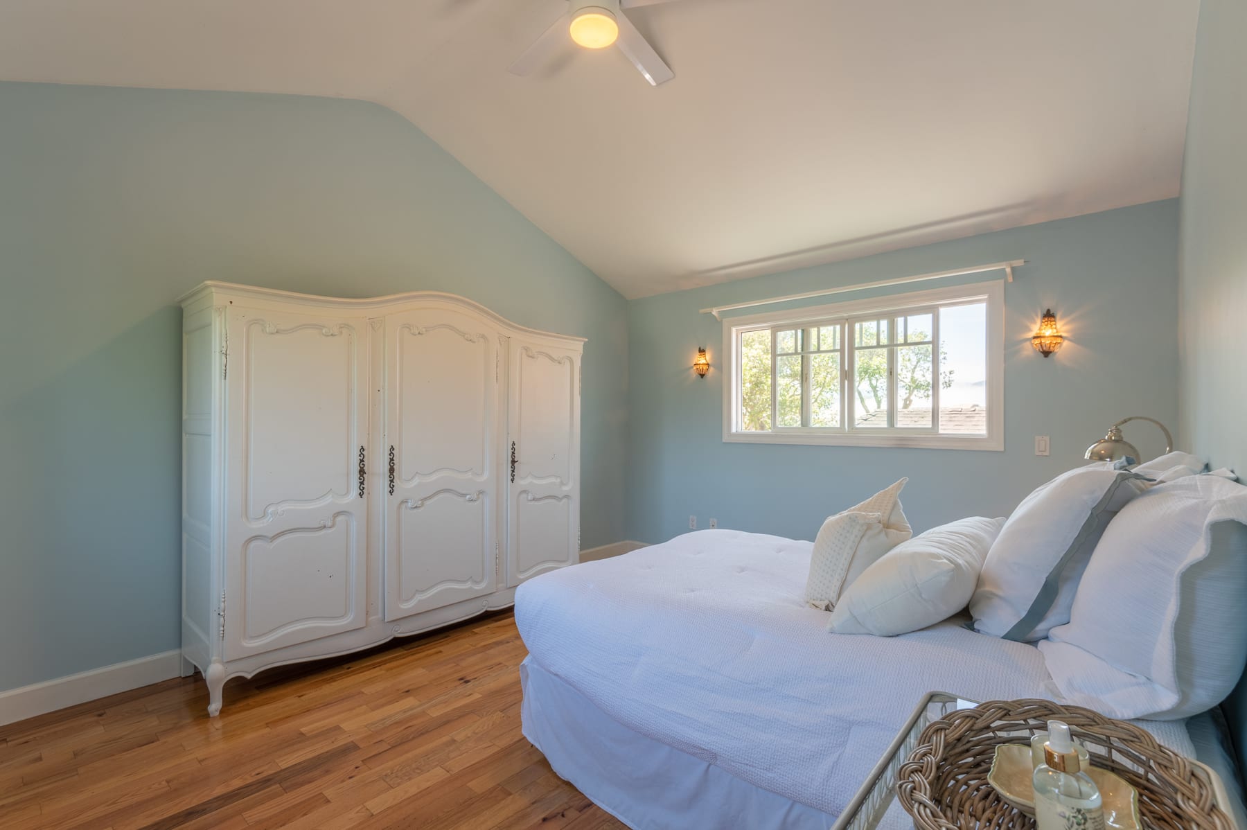 Beautiful Carmel Craftsman - Long Term Rental