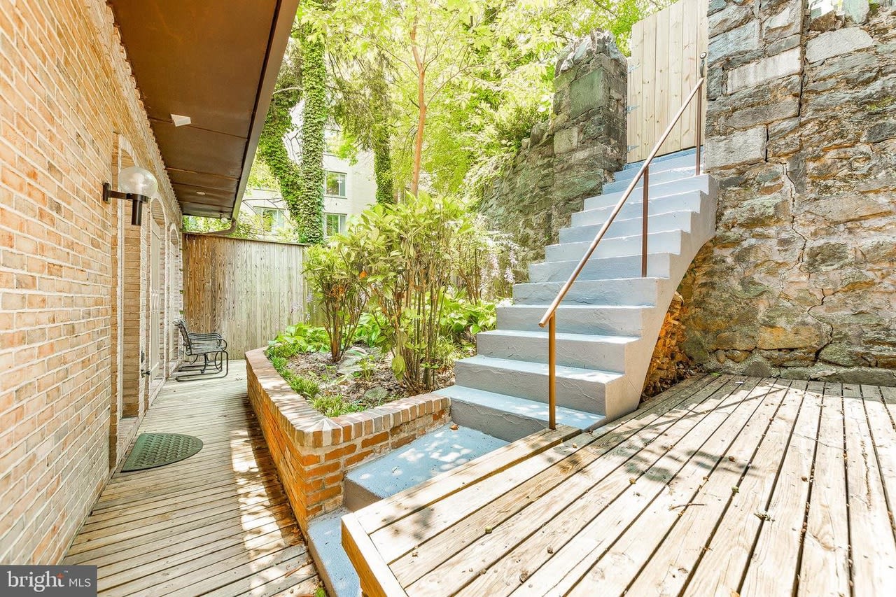 2128 Cathedral Ave NW - Buyer Represented