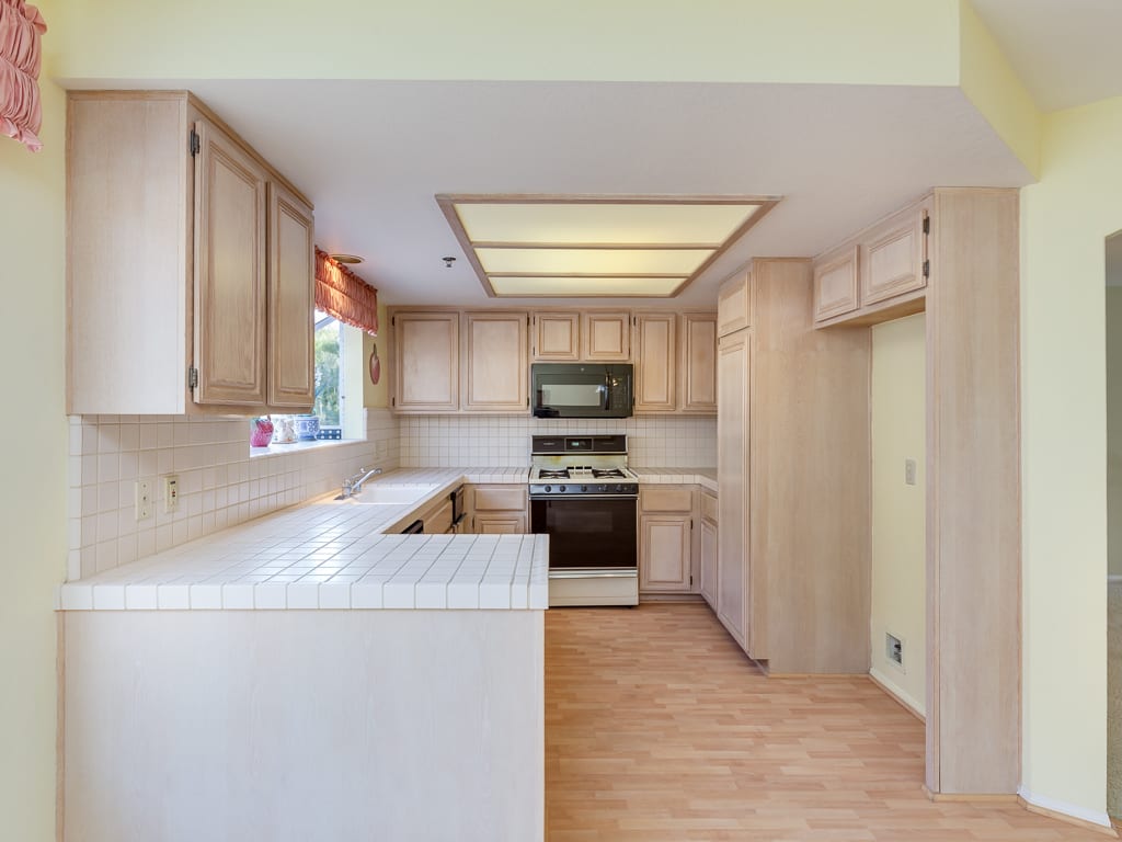 1345 E Grand Avenue Unit: D