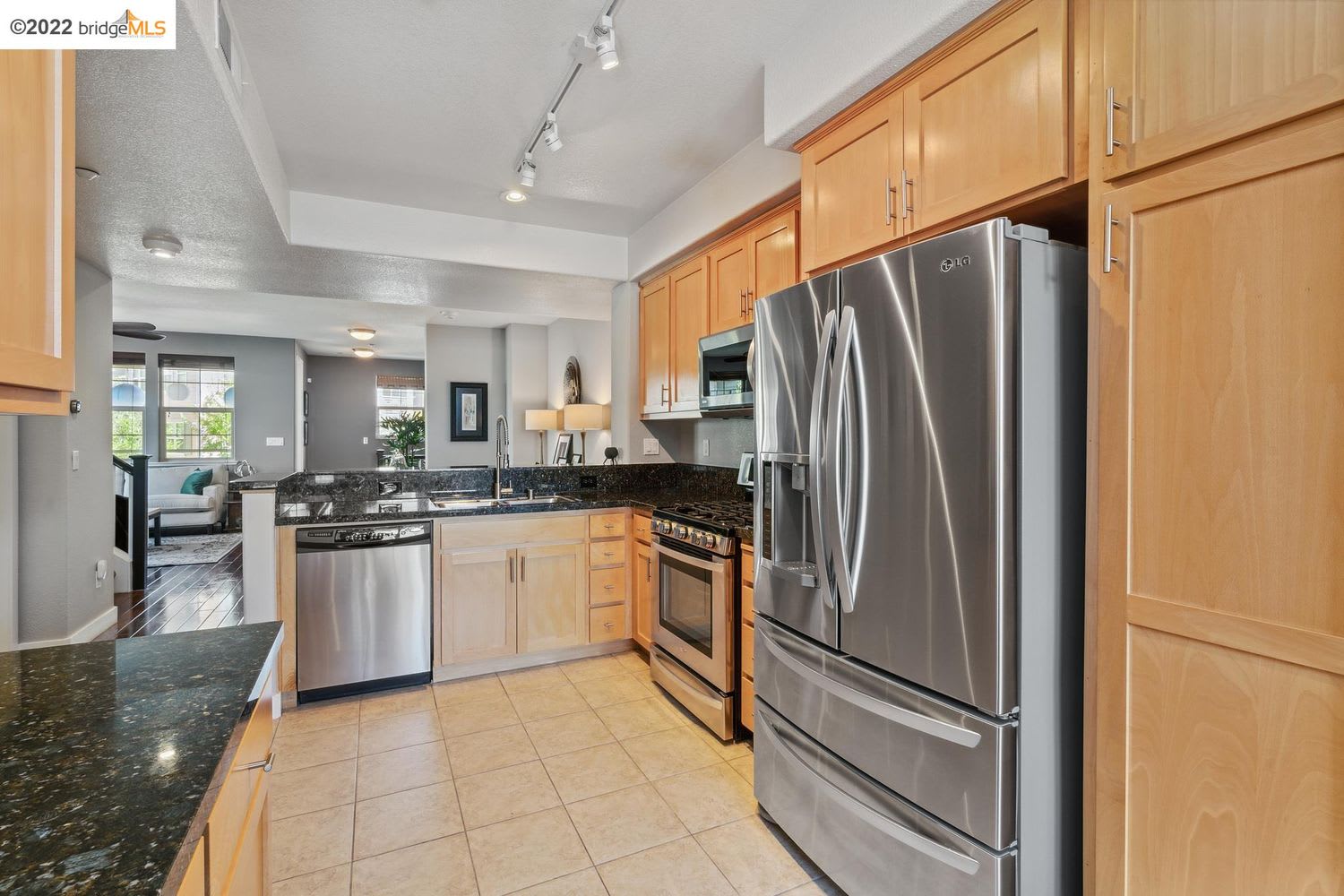 6128 Old Quarry Loop, Oakland, CA 94605