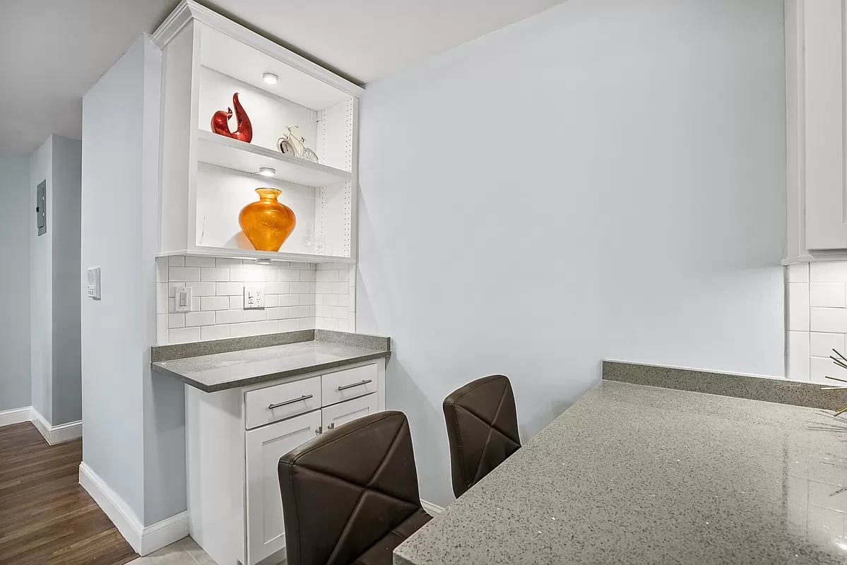 70 Park Terrace East Unit: 6I