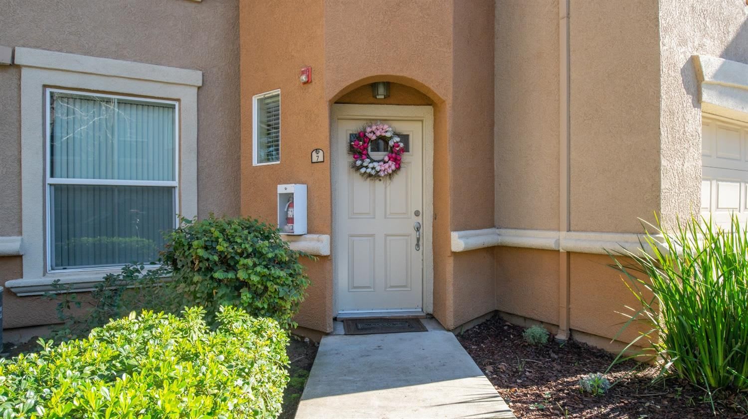1260 Riva Dr, #7