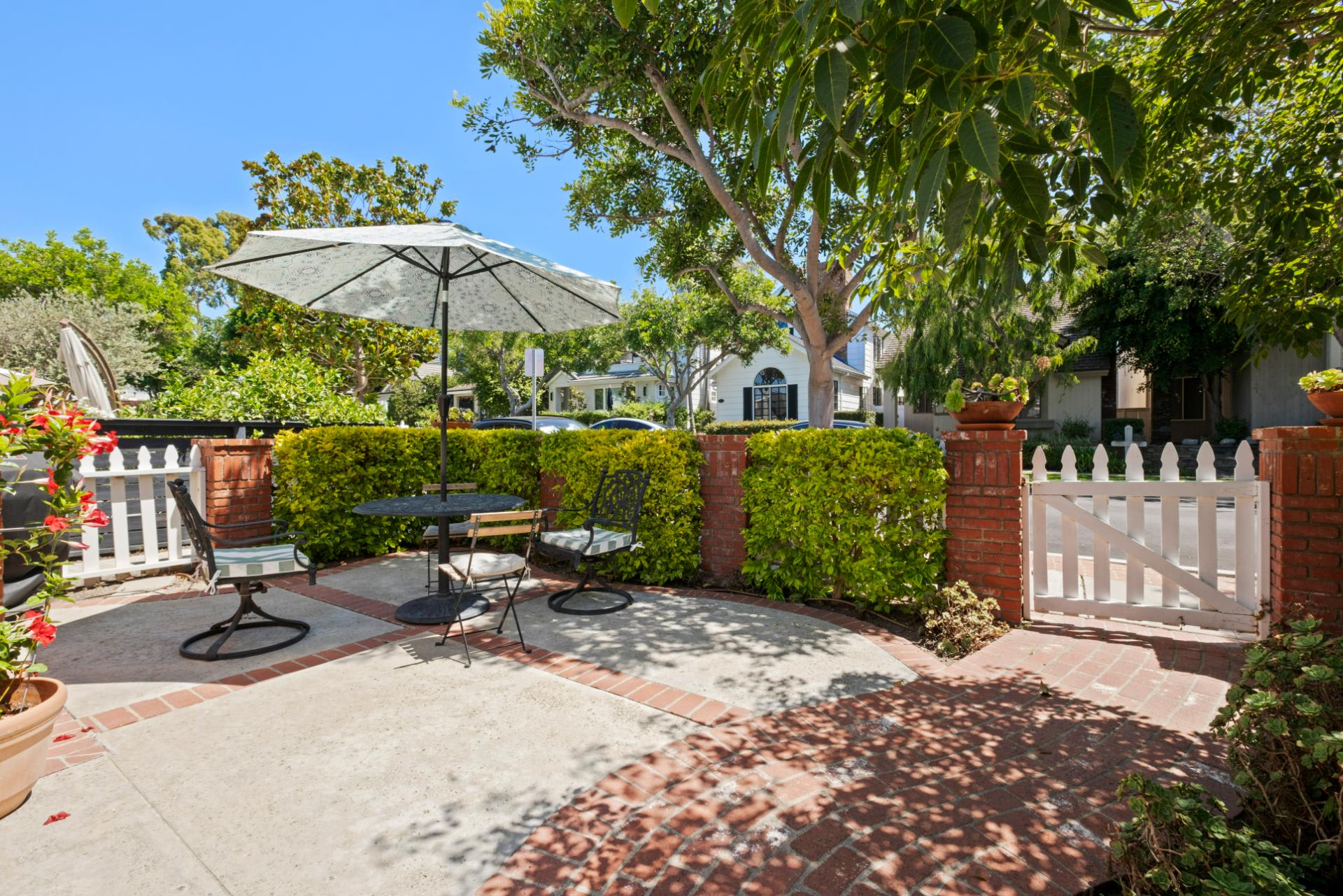 605 Carnation Avenue