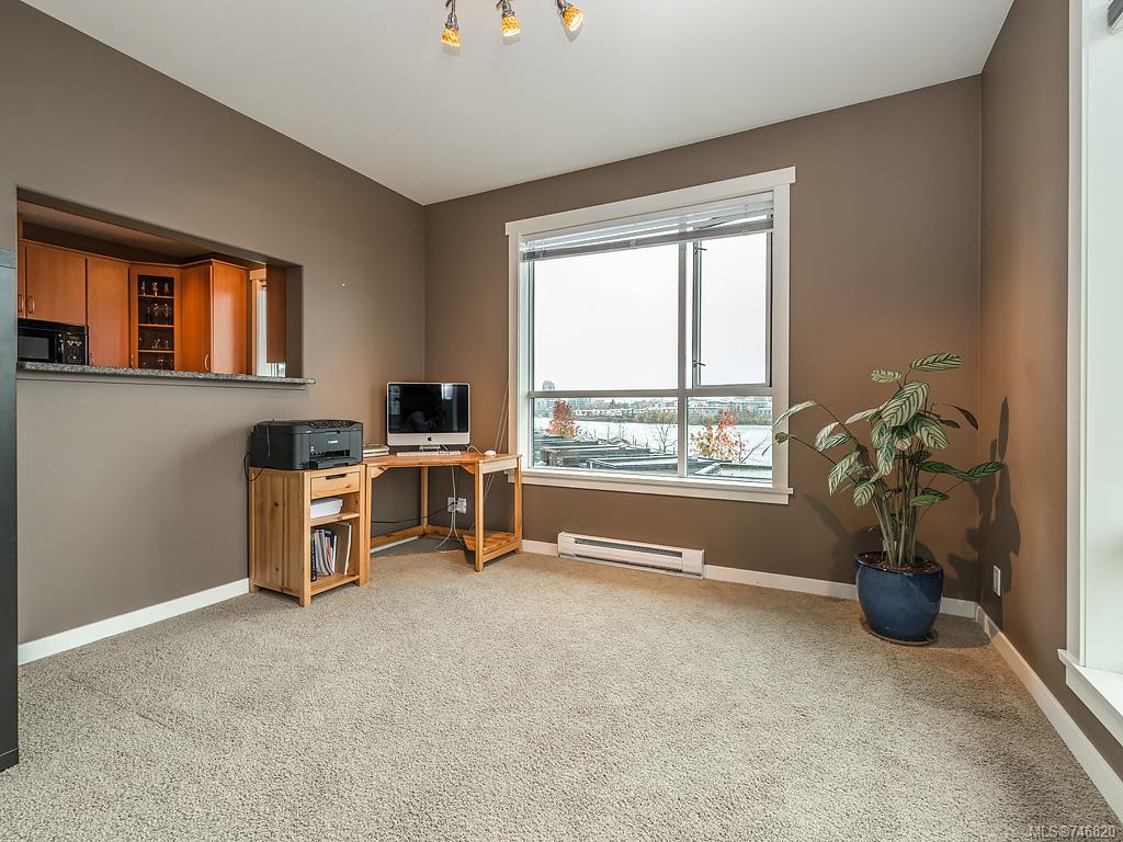 301-330 Waterfront Cres