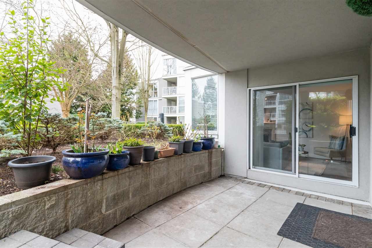 112-8460 Jellicoe St