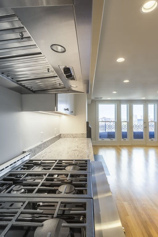 101 Beacon St, Unit PH