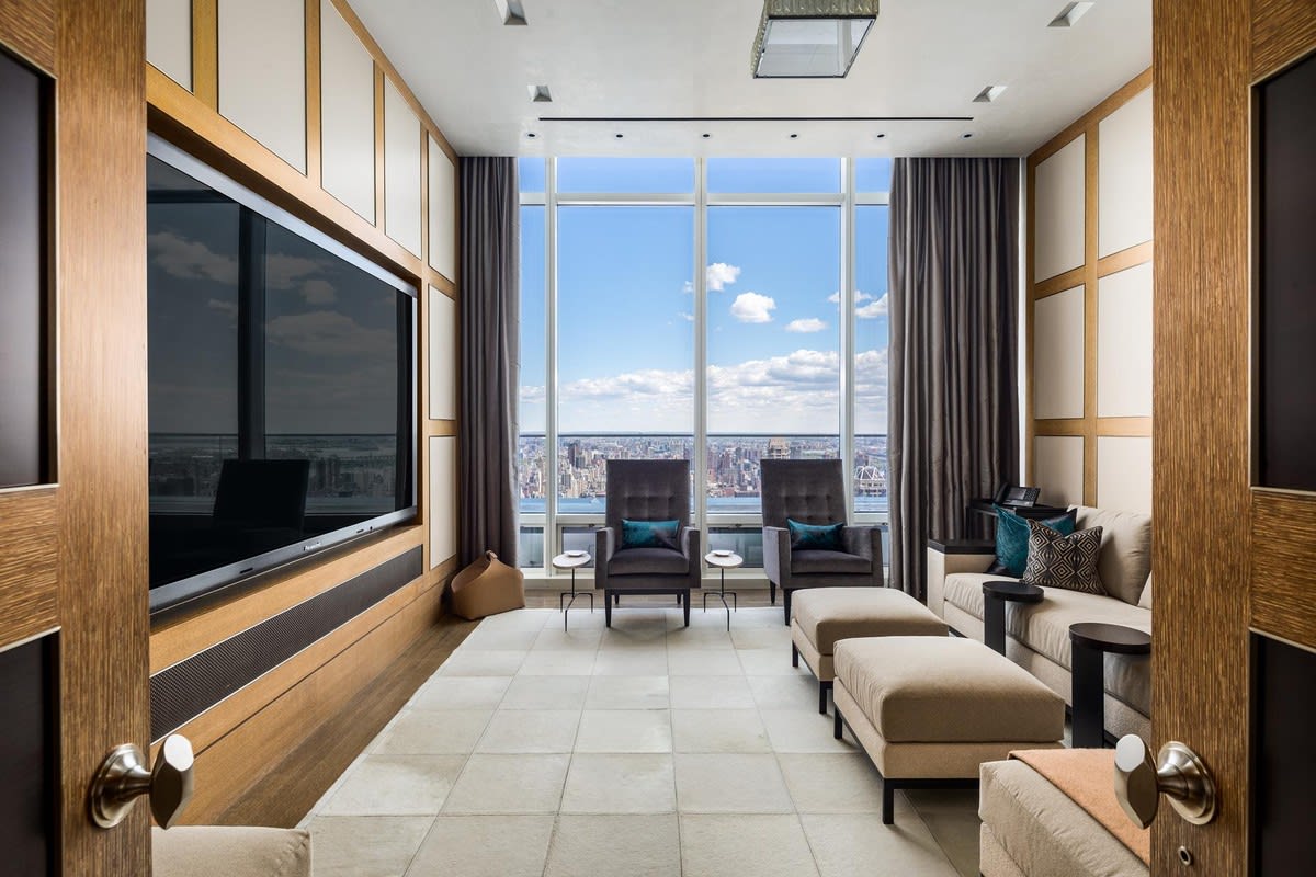 151 E 58th St, #PH50