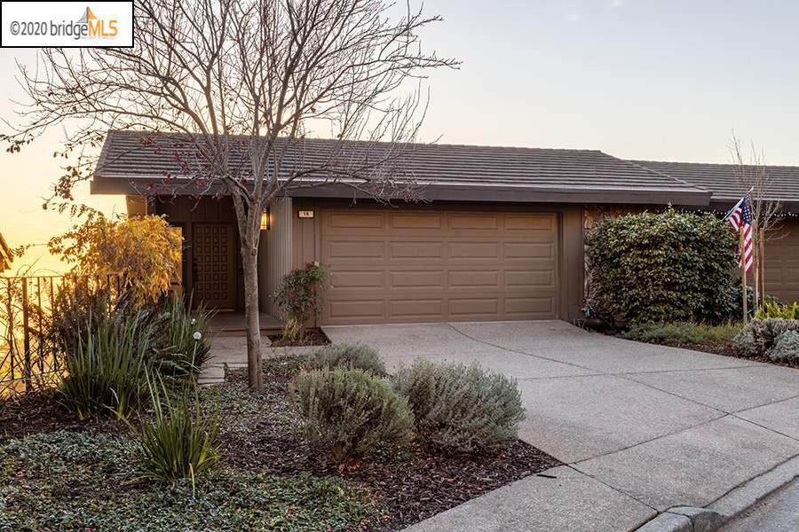 16 Hillcrest Ct