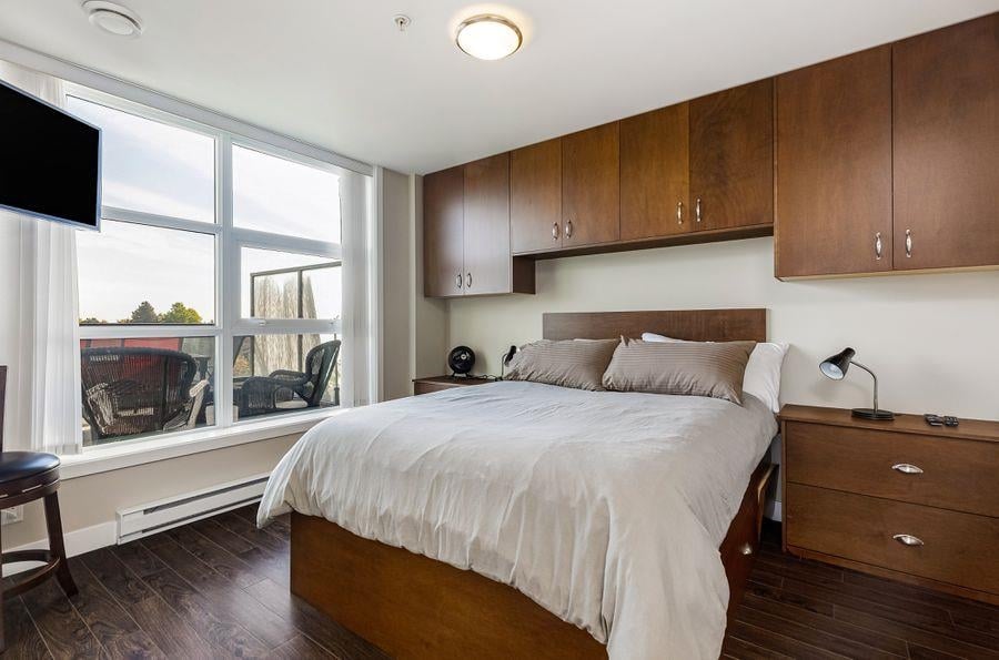 405-3255 Smith Ave