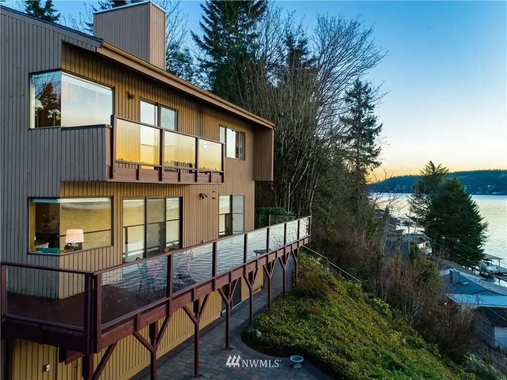11221 SE 50th Pl