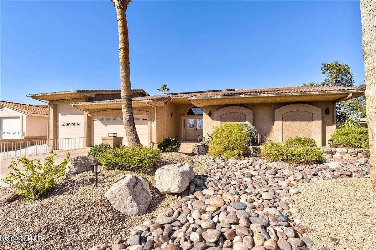 2349 Cup Dr., Lake Havasu City, AZ