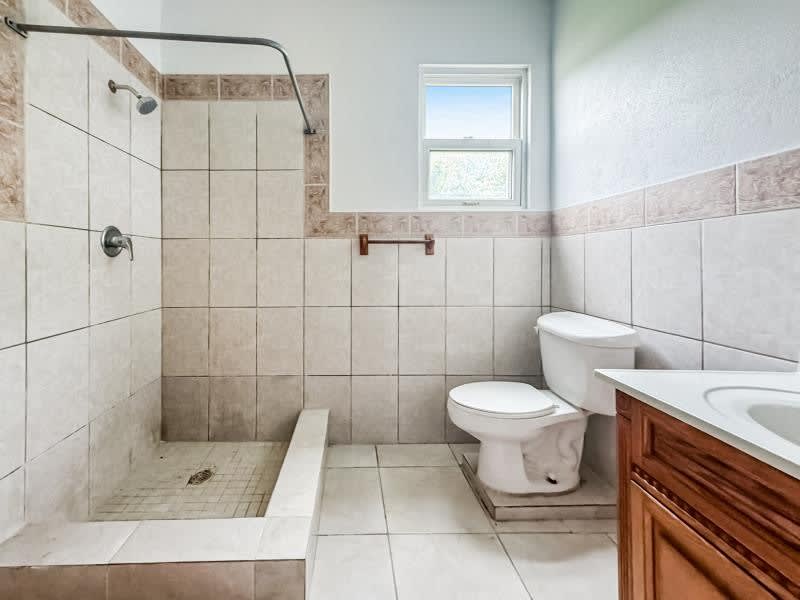 946 Horsepath 2 Bedroom Apartment