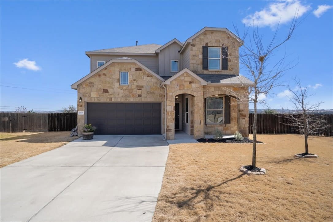 10216 Gertrudis Loop